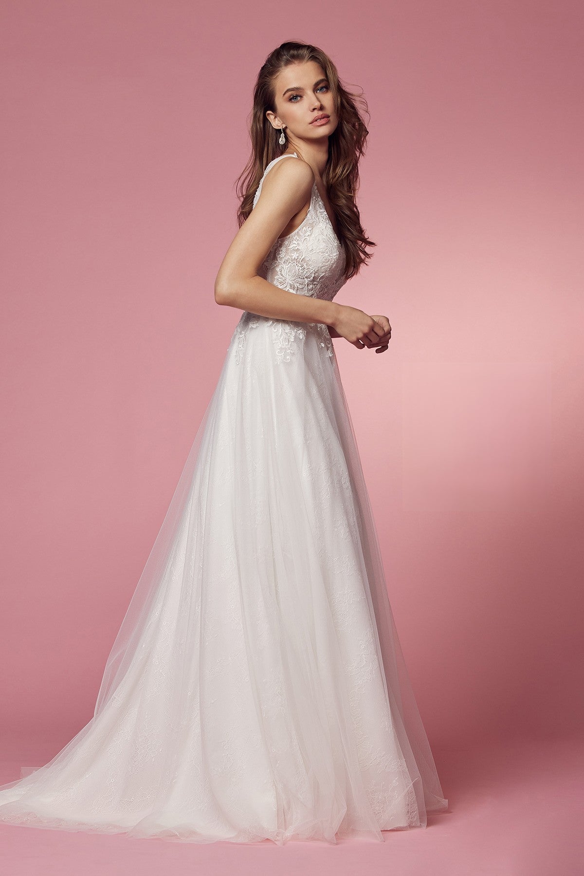 Romantic Lace A-Line Wedding Dress with Illusion Bodice NXJE920