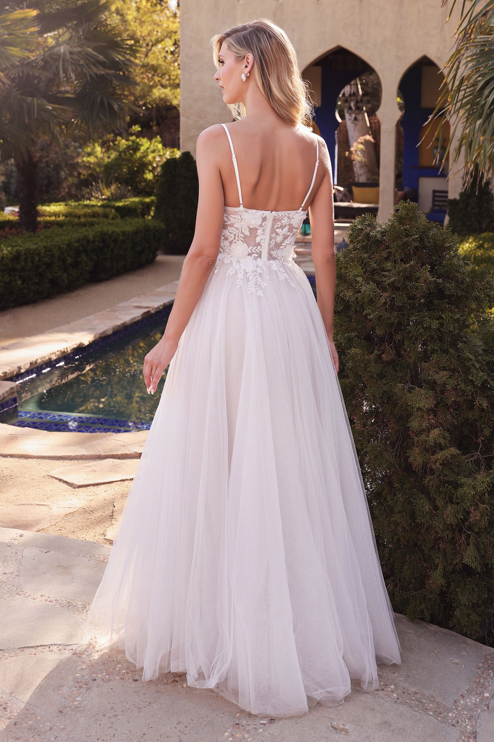 LAYERED A-LINE TULLE BRIDAL GOWN CDCB072W