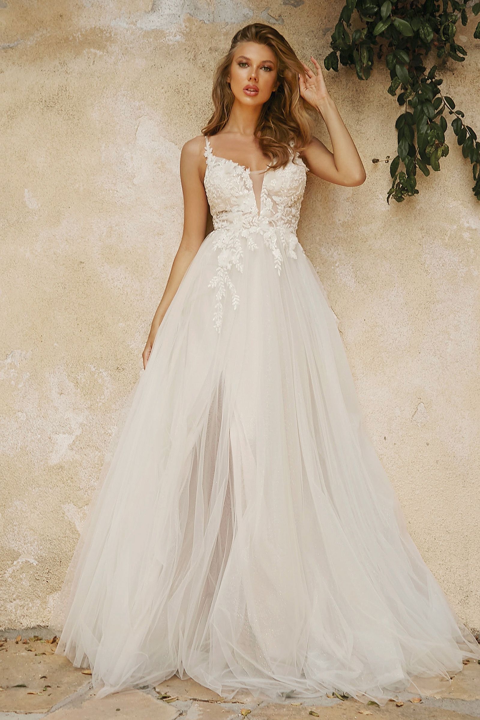 LAYERED A-LINE TULLE BRIDAL GOWN CDCB072W