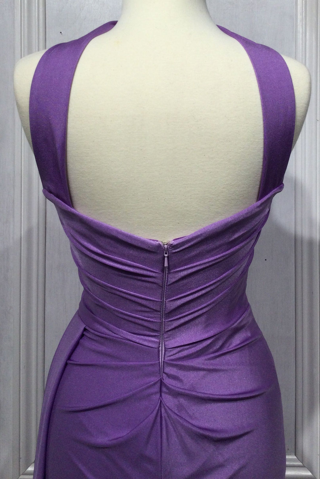 Luxury Satin Formal Dress; Gala Prom & Evening Gown; Strapless Sweetheart Bodice; Gloves Included CDCD886