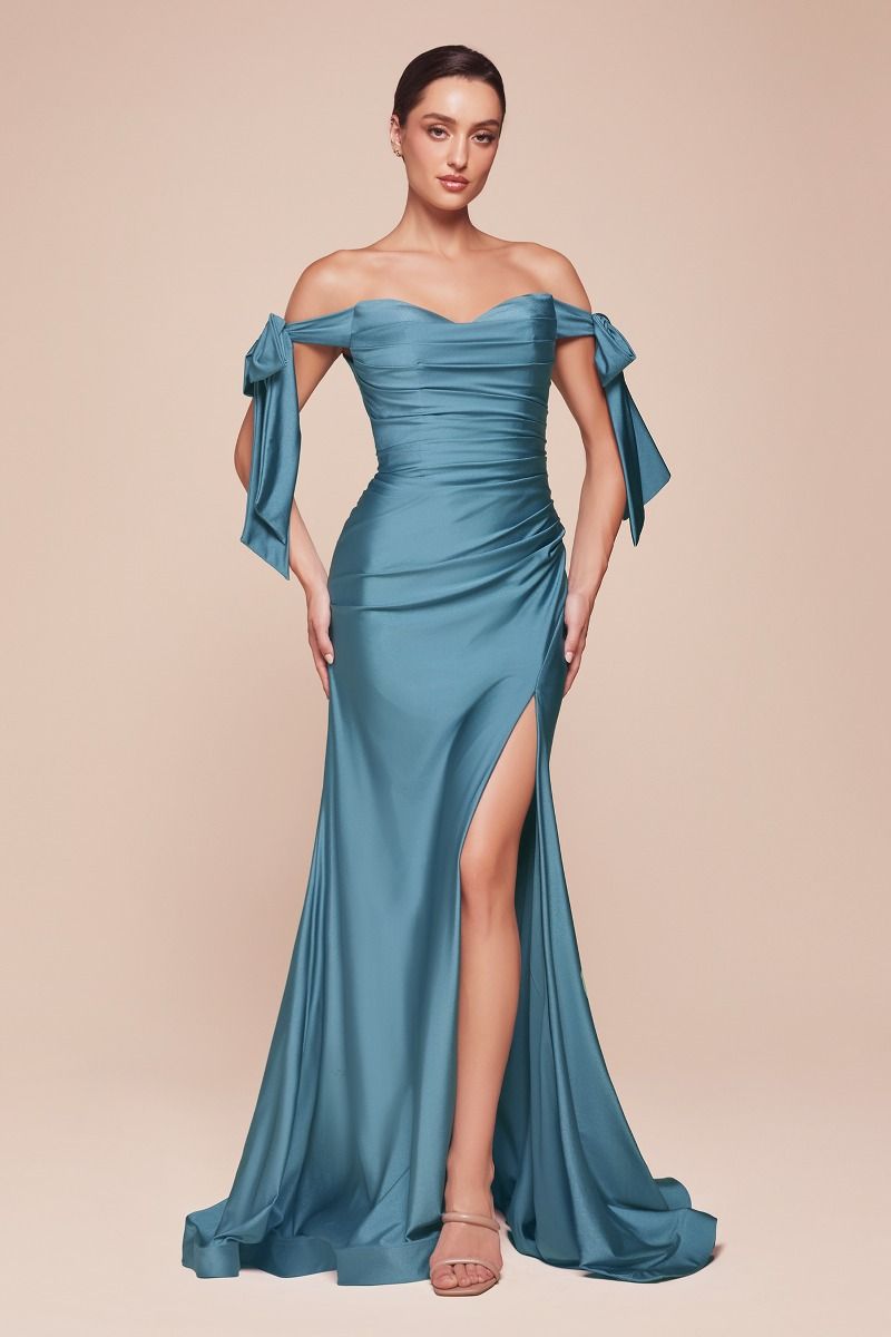 Plus Size Off-Shoulder Ruched Satin Gown with Slit – Curve-Hugging Elegance CDCD943C