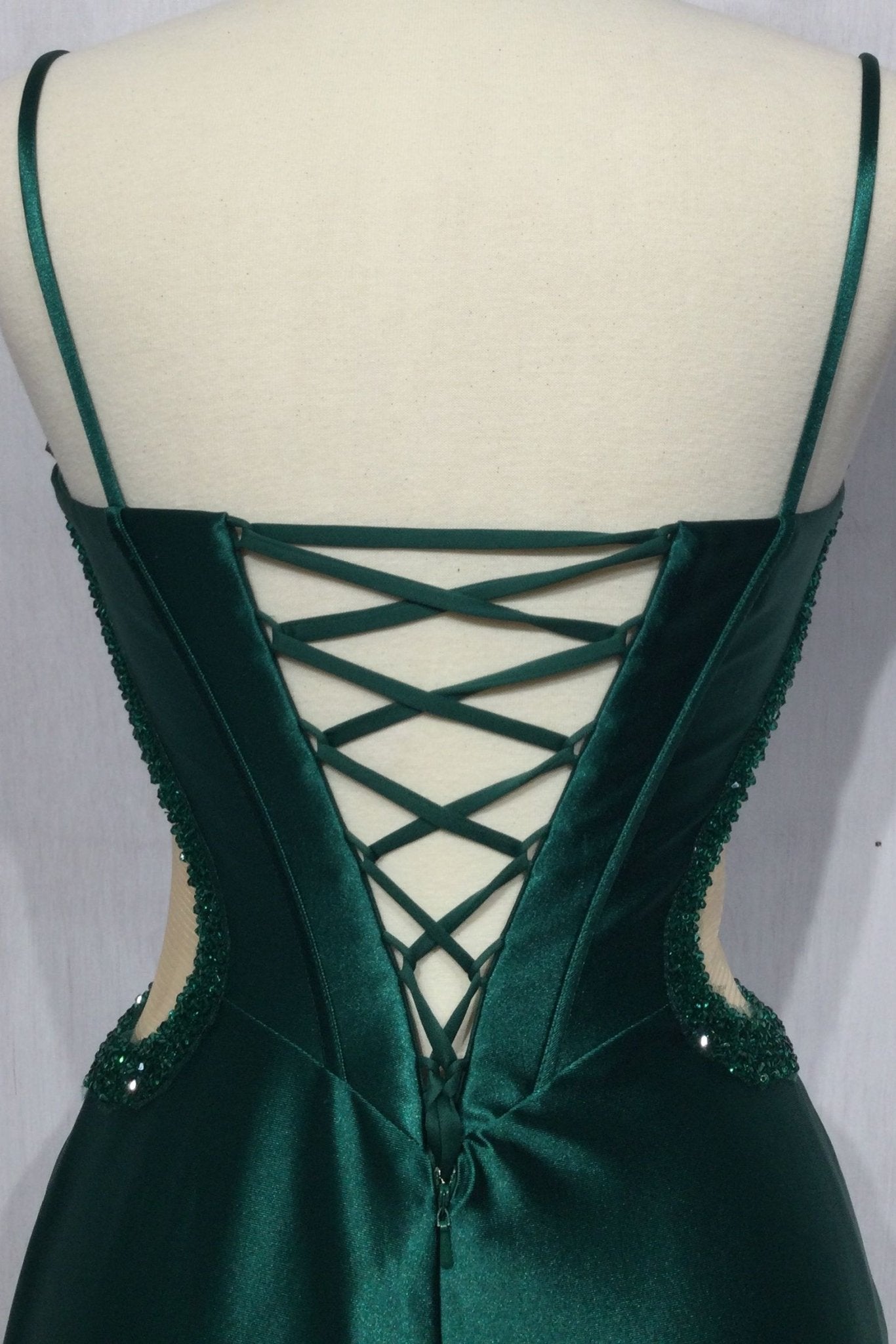 STRAPLESS SATIN CORSET GOWN CDCD273 - PrimePick